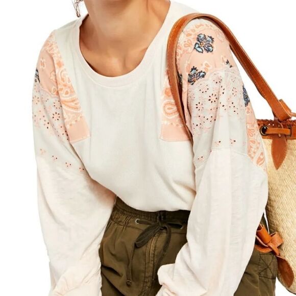 NWT MSRP $98 Free People Feelin It Embroidered Shirt Women's Size Medium - Picture 11 of 11